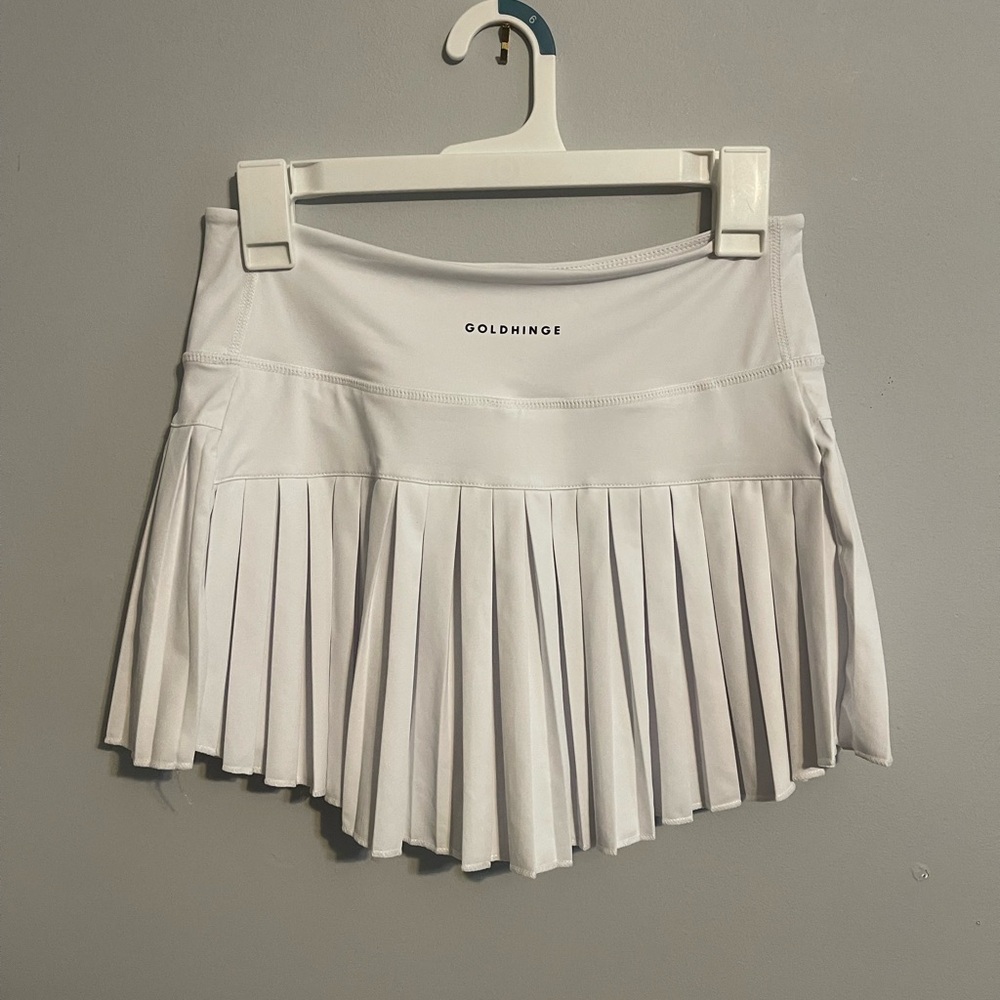 Gold hinge skirt